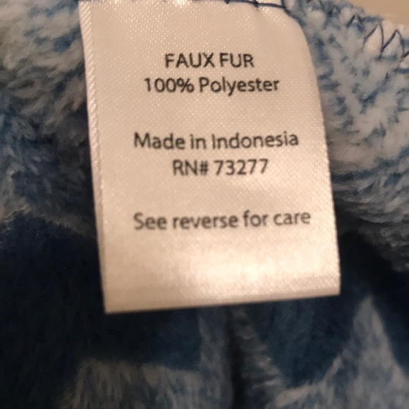 Robe - Picture 6 of 8